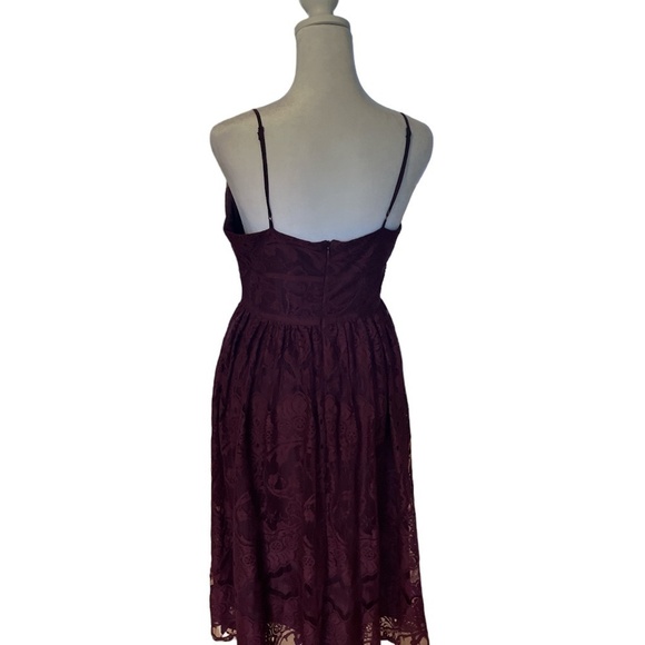 BB Dakota by Steve Madden Women's Galena Lace Fit N Flare Dress, size 4 - Picture 4 of 6